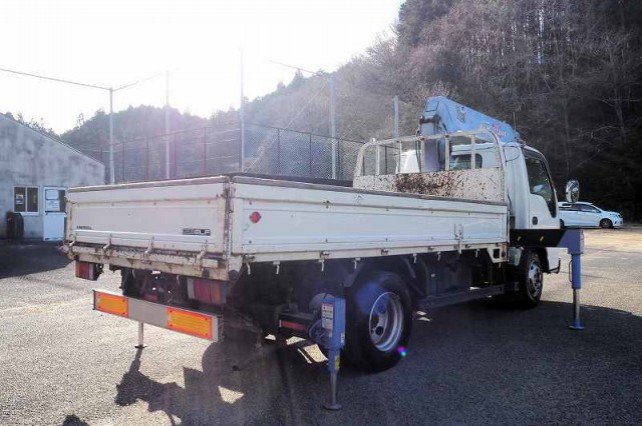 
								ISUZU ELF TRUCK full									