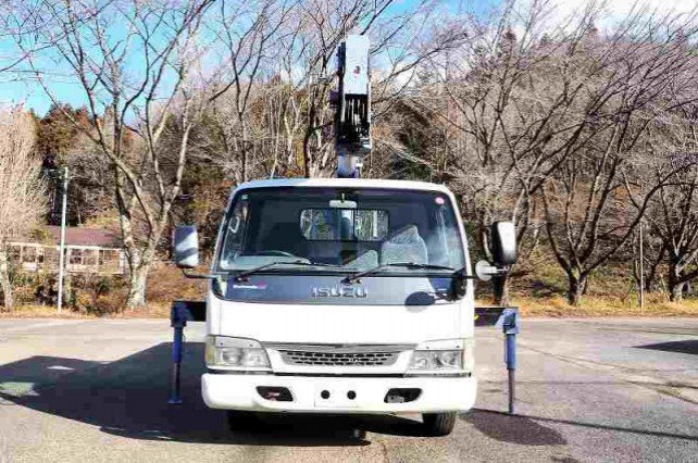 
								ISUZU ELF TRUCK full									