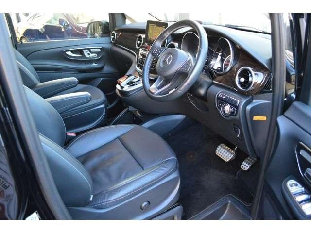 
								Mercedes Benz full									