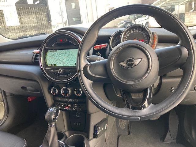 
								MINI COOPER full									