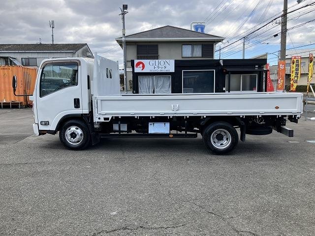 
								ISUZU ELF TRUCK full									