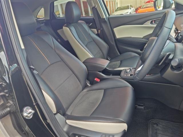
								MAZDA CX-3 full									