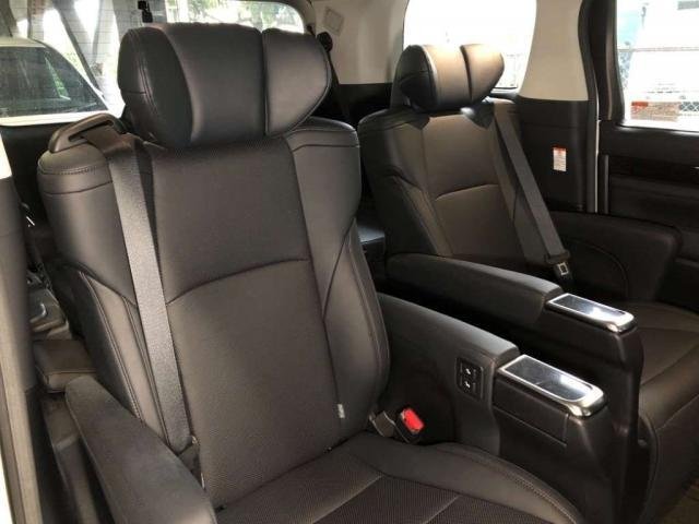 
								TOYOTA VELLFIRE full									
