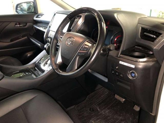 
								TOYOTA VELLFIRE full									