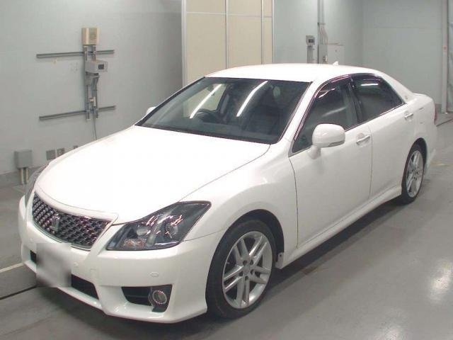 
								TOYOTA CROWN full									