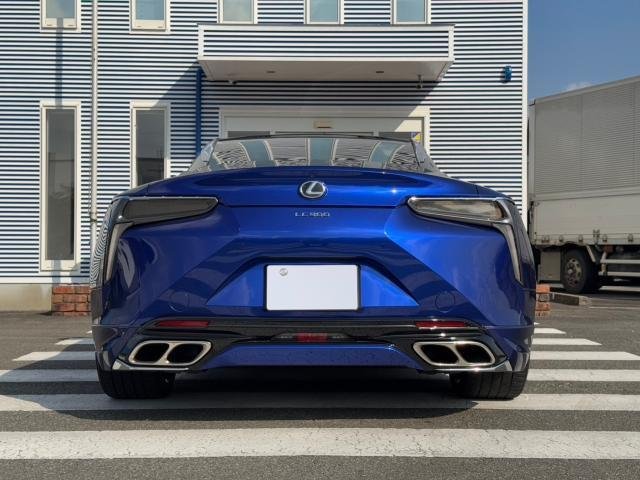 
								LEXUS LC full									