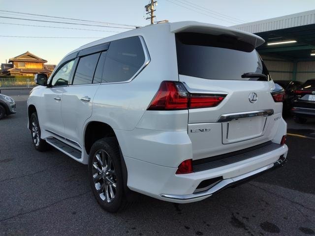 
								LEXUS LX full									