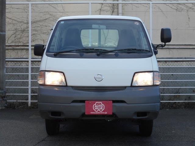 
								NISSAN VANETTE TRUCK full									