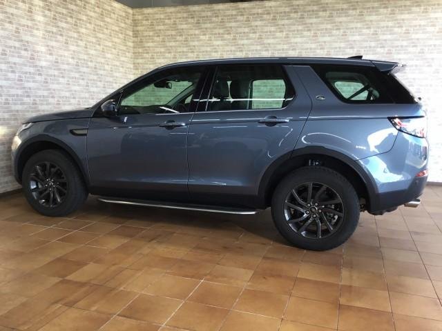 
								LAND ROVER DISCOVERY full									