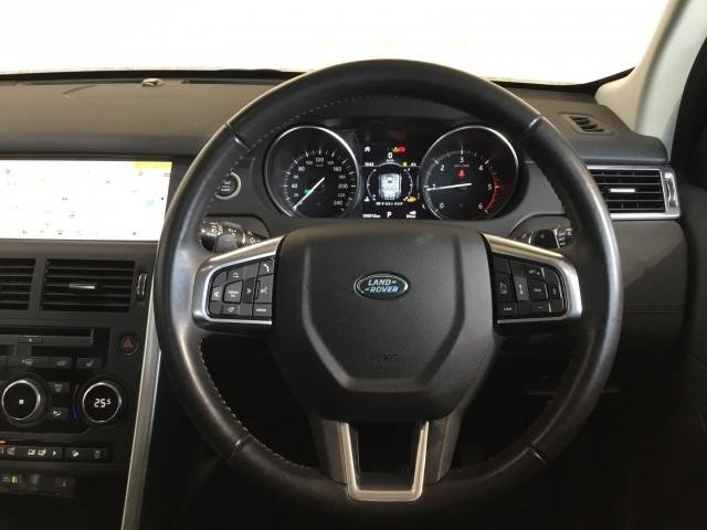 
								LAND ROVER DISCOVERY full									