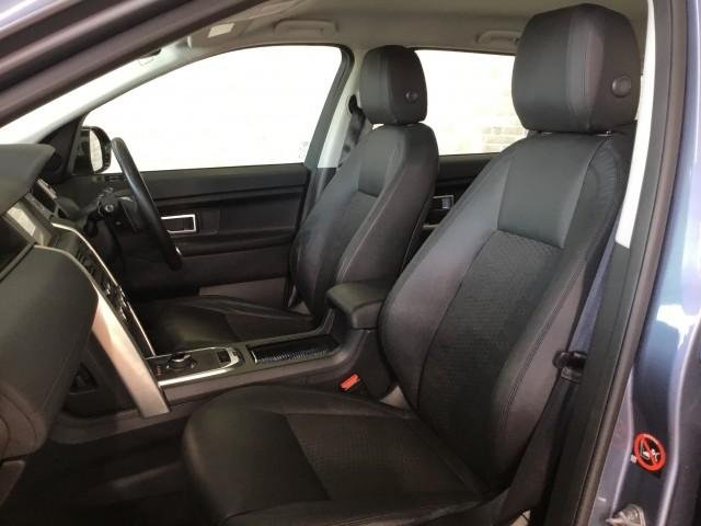
								LAND ROVER DISCOVERY full									