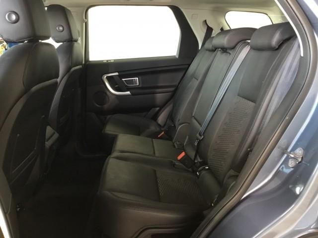 
								LAND ROVER DISCOVERY full									