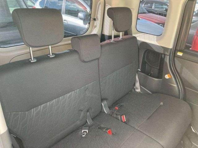 
								TOYOTA ROOMY full									