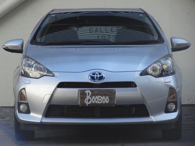 
								TOYOTA AQUA full									