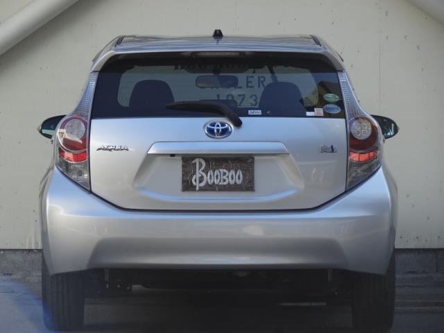 
								TOYOTA AQUA full									