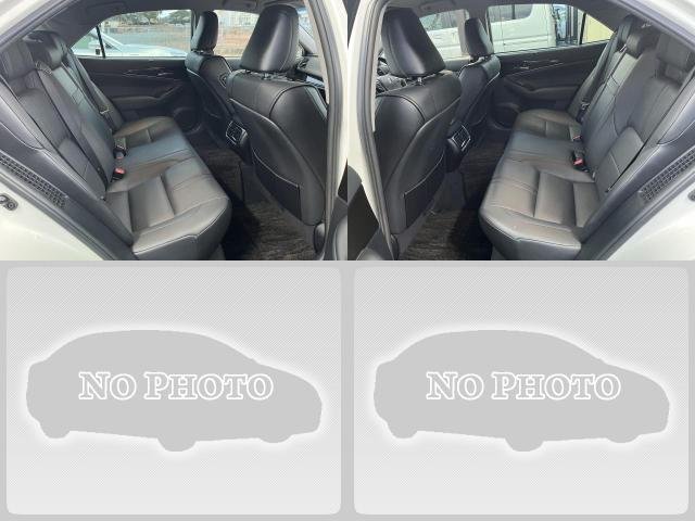 
								TOYOTA CROWN full									