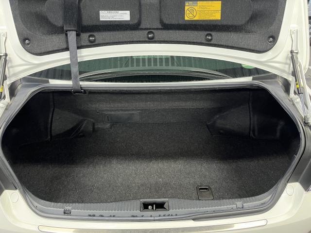 
								TOYOTA CROWN full									