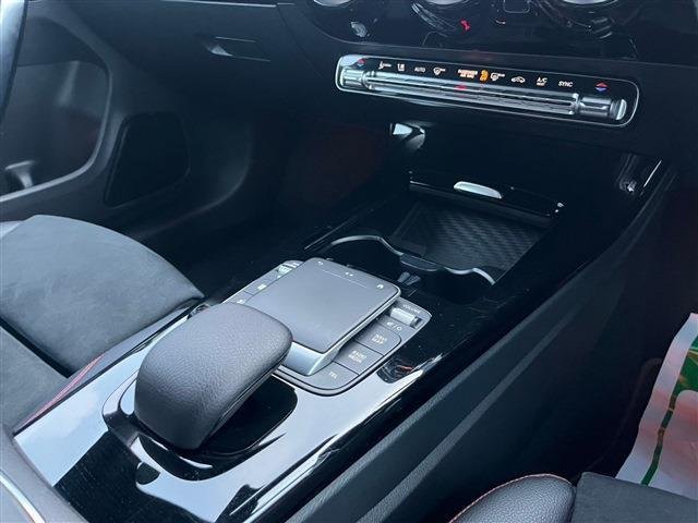 
								MERCEDES BENZ CLA CLASS full									