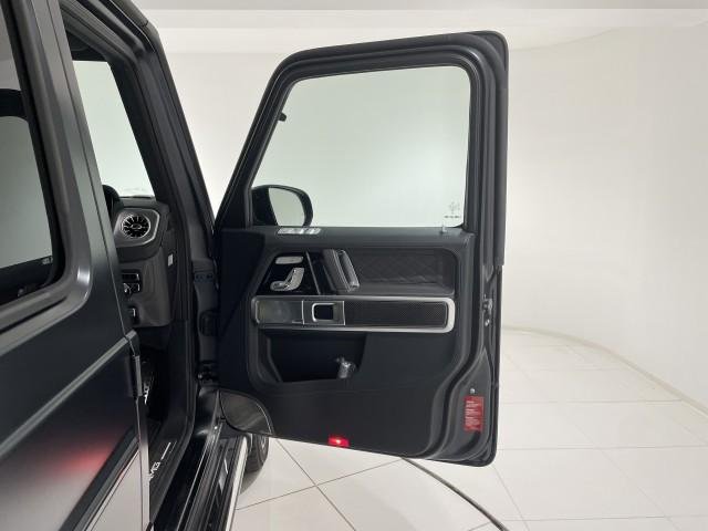
								MERCEDES-BENZ (SUV) full									