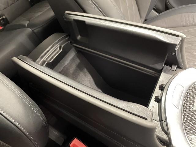 
								MERCEDES-BENZ (SUV) full									