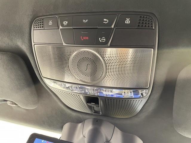
								MERCEDES-BENZ (SUV) full									