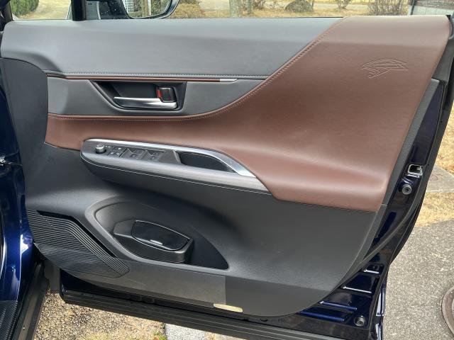 
								TOYOTA HARRIER full									