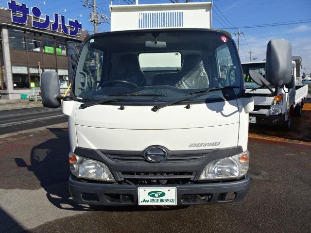 
								HINO DUTRO full									
