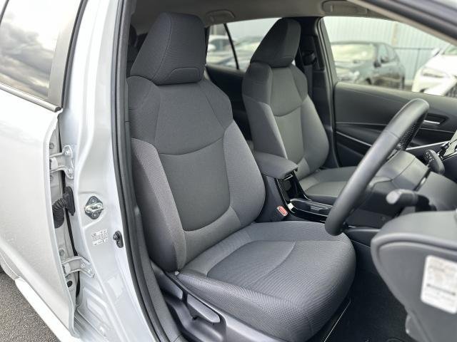 
								TOYOTA COROLLA TOURING full									