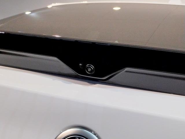 
								BMW X2 full									