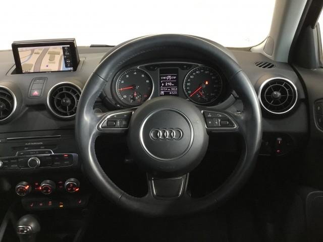 
								AUDI A1 SPORTBACK full									