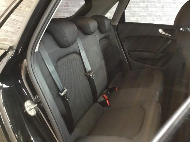 
								AUDI A1 SPORTBACK full									