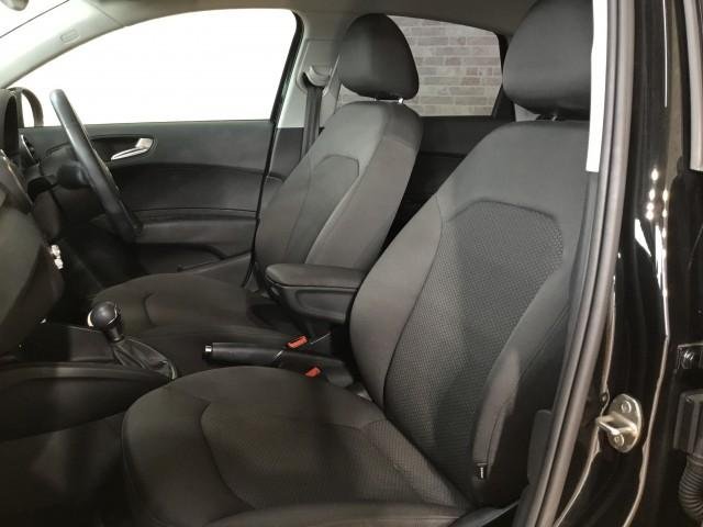 
								AUDI A1 SPORTBACK full									