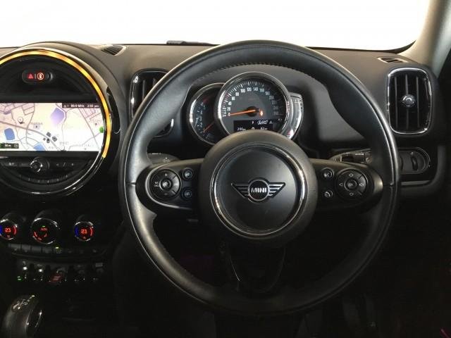 
								MINI COOPER full									