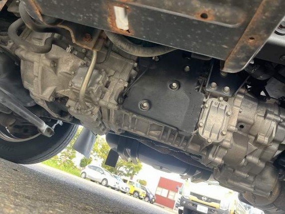 
								ISUZU ELF TRUCK full									