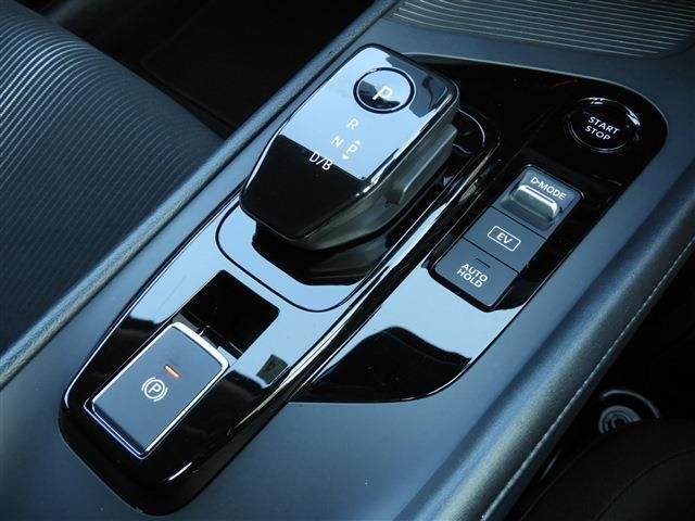 
								NISSAN NOTE full									
