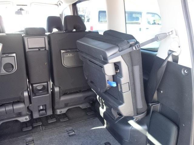 
								NISSAN SERENA full									
