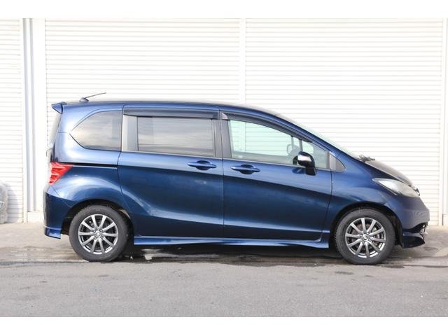 
								NISSAN X-TRAIL full									