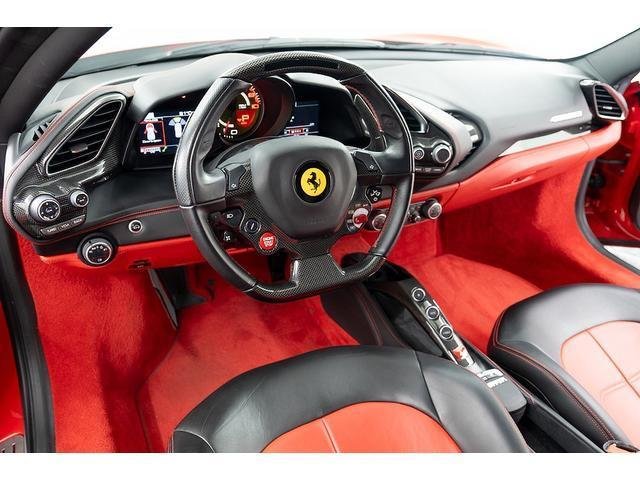 
								FERRARI SPIDER 488 full									