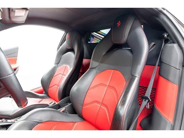 
								FERRARI SPIDER 488 full									