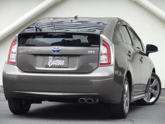 
								TOYOTA PRIUS full									