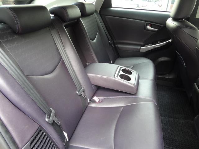 
								TOYOTA PRIUS full									