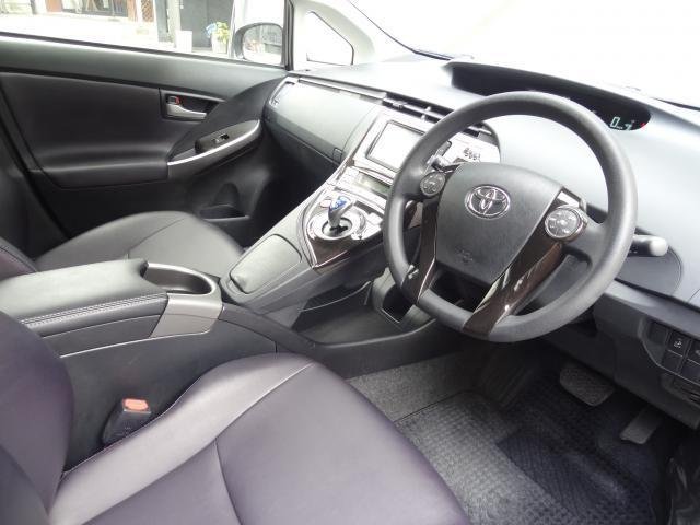 
								TOYOTA PRIUS full									