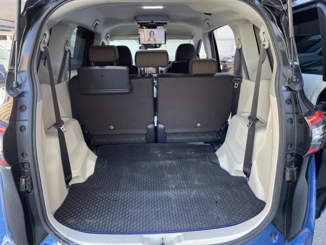 
								TOYOTA SIENTA full									