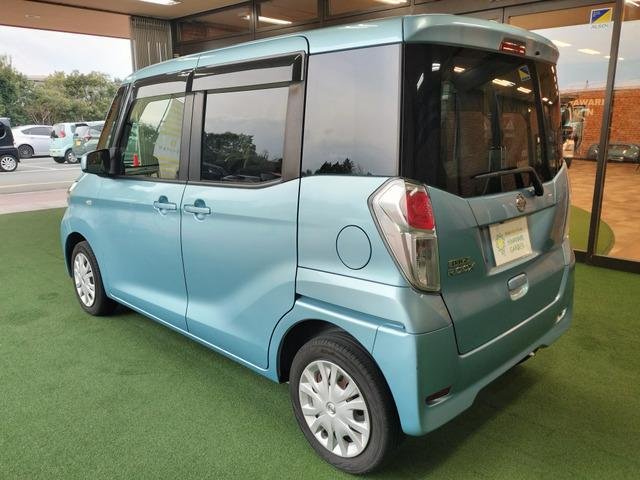 
								NISSAN DAYZ ROOX full									