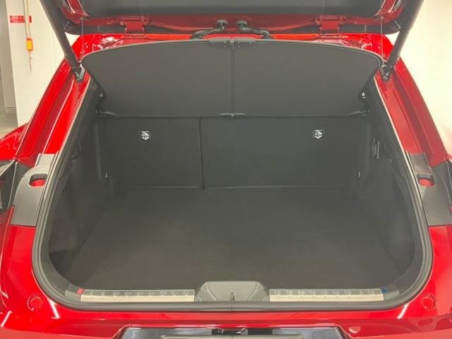 
								TOYOTA full									
