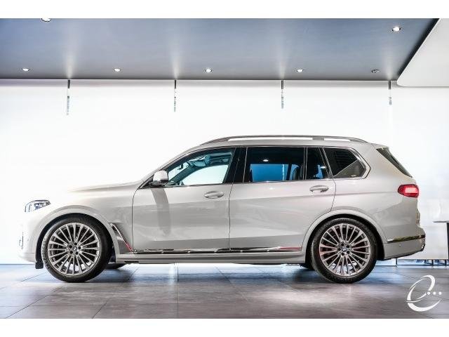 
								BMW X7 full									