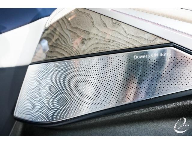 
								BMW X7 full									