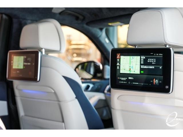 
								BMW X7 full									