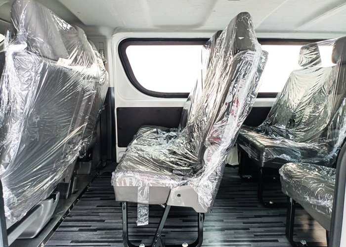 
								TOYOTA VAN full									