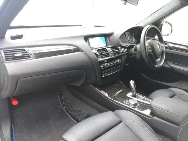 
								BMW X3 full									